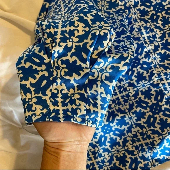 Co Til Co Women’s Printed Blue White Flowy Top Shirt 3/4 length sleeve - Picture 3 of 9